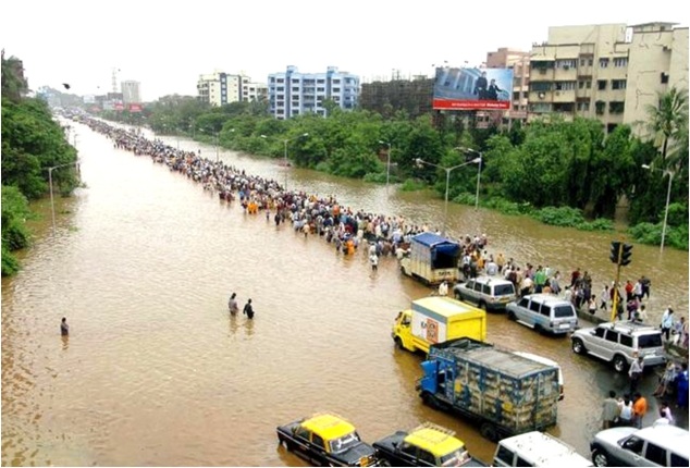 The 2005 Maharashtra floods 